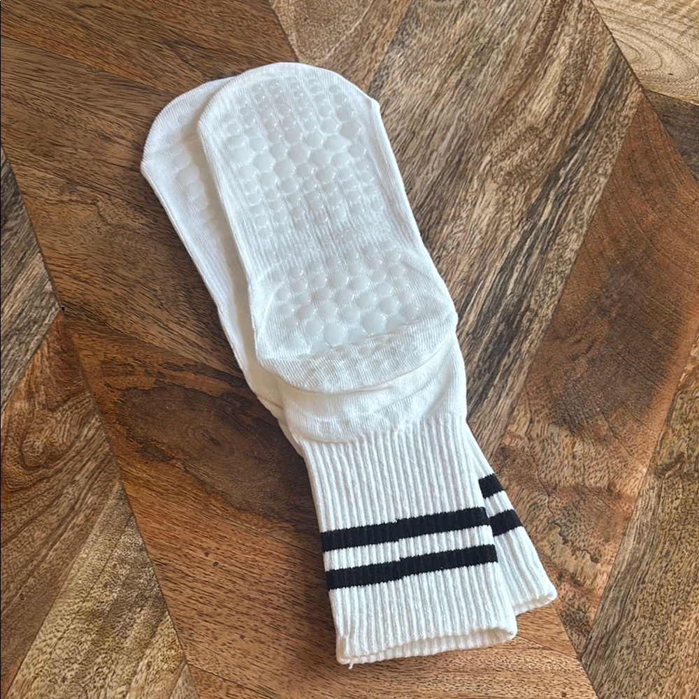 White and Black Striped Women’s grippy yoga socks